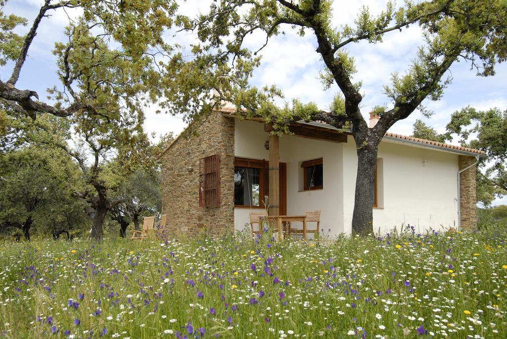 Finca Las Abubillas Jaraicejo Exterior photo